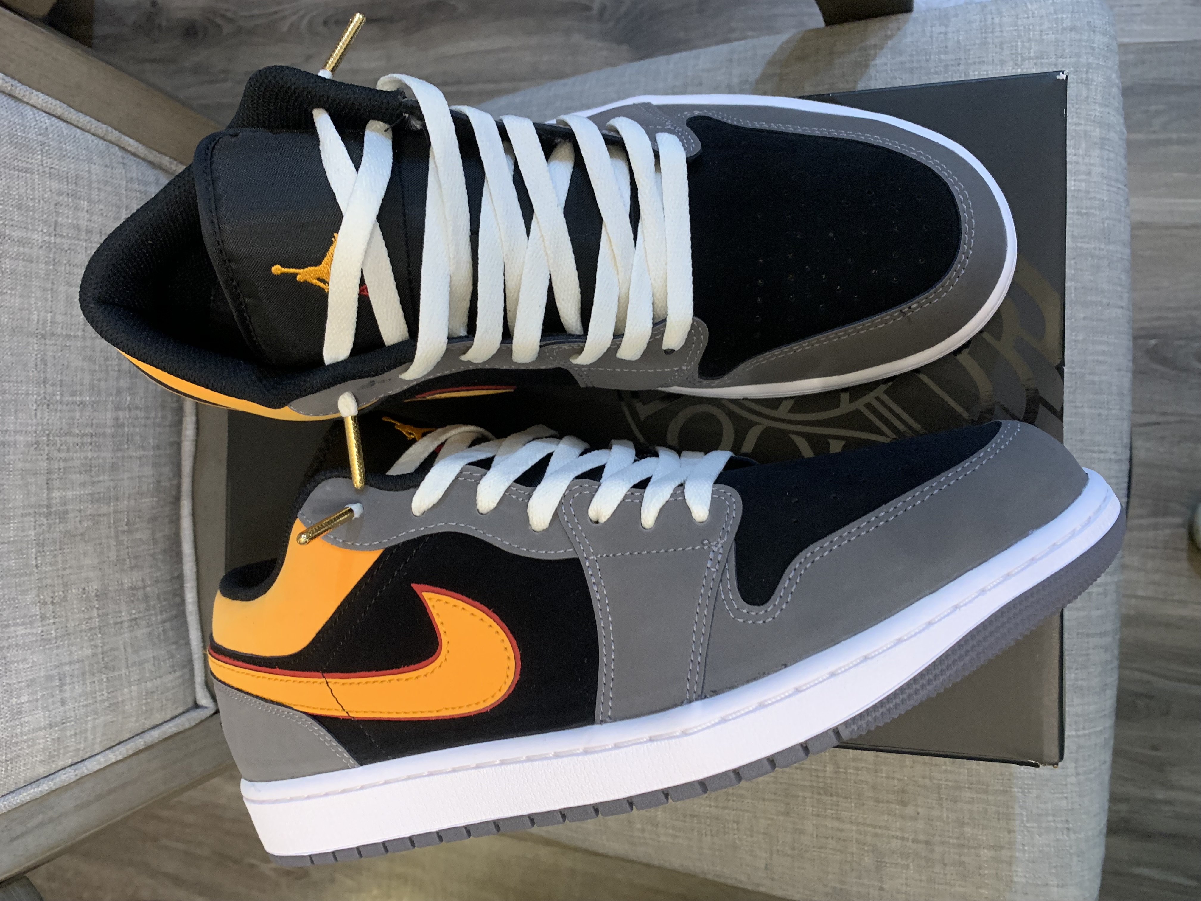 Air Jordan 1